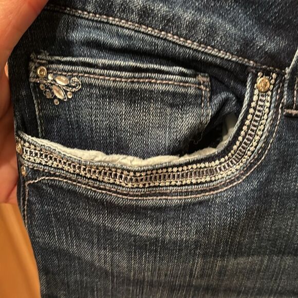 White House Black Market woman's blinged out denim jeans - Picture 4 of 11